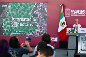 Puebla lanza programas de reforestación y antibullying en escuelas