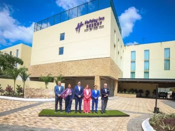 Secretaria de Turismo de Nuevo León inaugura Holiday Inn Resort en Santiago