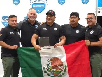 Equipo de Agua y Drenaje de Monterrey gana primer lugar en competencia internacional de Pipe Tapping en Washington