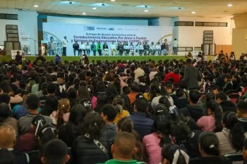 Gobierno de Puebla invierte 20.5 mdp en apoyos educativos para 12 mil estudiantes de zonas marginadas