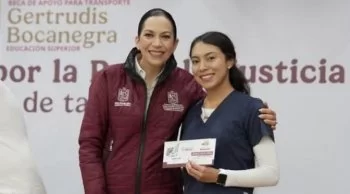 Más de 2 mil 300 mdp en becas benefician a 204 mil estudiantes en Michoacán