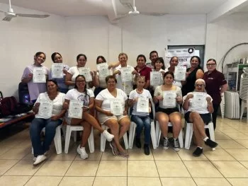 13 mujeres de Los Barriles se capacitan en mantenimiento de aires acondicionados con ICATEBCS