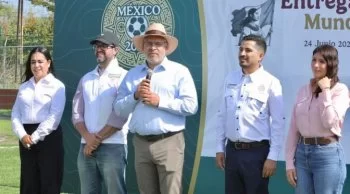 Gobierno de México y Michoacán inauguran cancha de fútbol 5 en Yurécuaro como parte del 'Mundial Social'