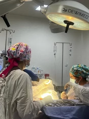 Nacen trillizos varones en Hospital Materno Infantil de San Luis de la Paz; madre y bebés estables