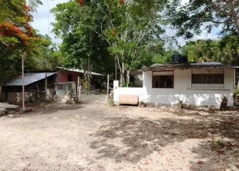 AGEPRO invita a jornada de regularización de predios en Francisco May, Isla Mujeres