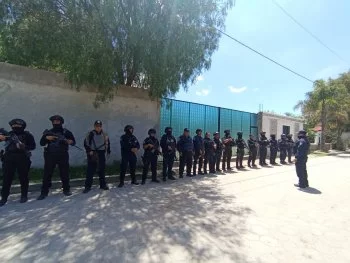 Operativo en Tepeaca asegura inmueble por robo de hidrocarburo; policía resulta herido