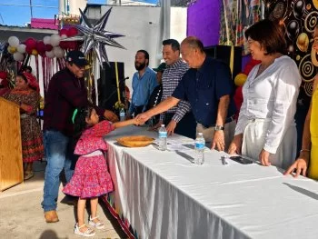 Secretario de Educación encabeza fin de cursos en escuela indígena de Chihuahua