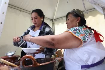 Mujeres Tejiendo Sabores: 121 expositoras y derrama de 400 mil pesos en Puebla