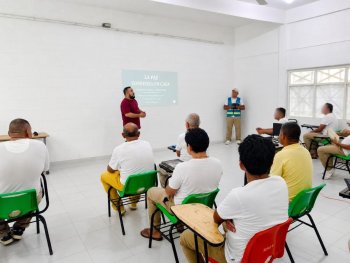 SESIPINNA promueve crianza positiva entre padres privados de la libertad en Quintana Roo