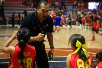 Niños y jóvenes zacatecanos aprenden básquetbol con la Selección Mexicana