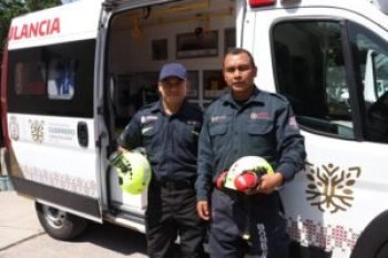 Bomberos de Guerrero se unen a misión humanitaria en Venezuela tras sismos