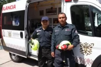 Bomberos de Guerrero se unen a misión humanitaria en Venezuela tras sismos