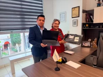 Gobierno de Zacatecas fortalece atención médica con equipo de cómputo para Fundación ALE