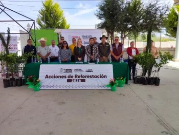 Reforestan escuela en Puebla con 500 árboles frutales; habrá jornadas semanales