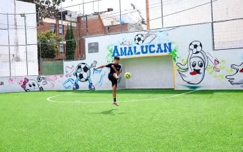 Gaby 'La Bonita' impulsa rehabilitación de espacio deportivo en Amalucan