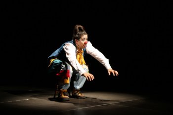 “Riñón, una comedia enferma” conquista Zacatecas con humor y reflexión en el Festival de Monólogos