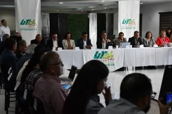 Chihuahua y Guanajuato intercambian experiencias sobre microcredenciales en educación superior