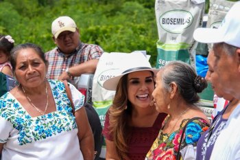 Mara Lezama entrega semillas mejoradas a mil 562 productores en Quintana Roo