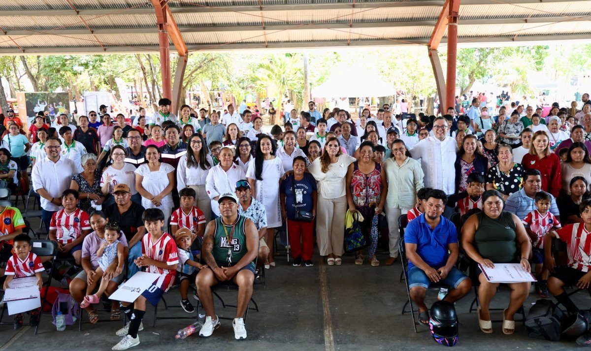Verónica Lezama encabeza feria para fortalecer el tejido social en Quintana Roo