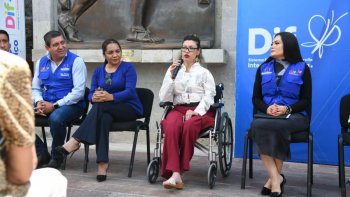 DIF Estatal entrega máquinas de coser para impulsar empleo en grupos vulnerables