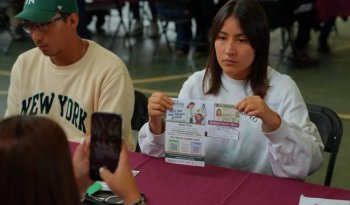 Más de 55 mil estudiantes en Michoacán recibirán Beca Gertrudis Bocanegra de mil 900 pesos bimestrales