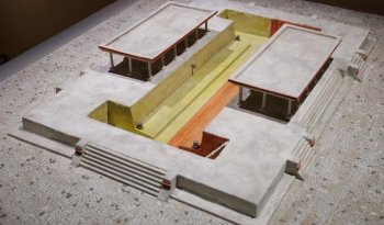 Exhiben en el Templo Mayor pelotas de hule de 3 mil años de antigüedad por primera vez