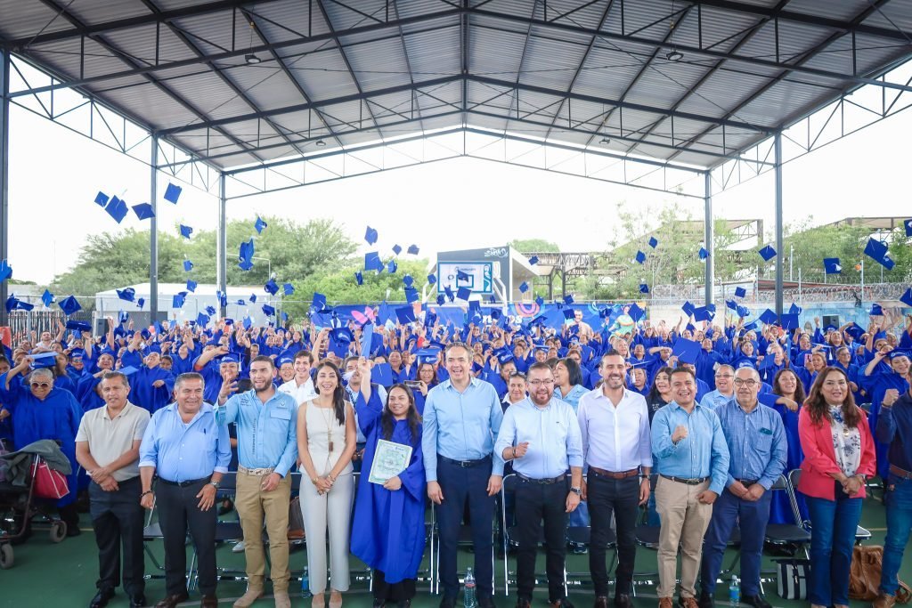 Más de 400 integrantes de Comités de la Gente concluyen capacitación para fortalecer comunidades en Celaya