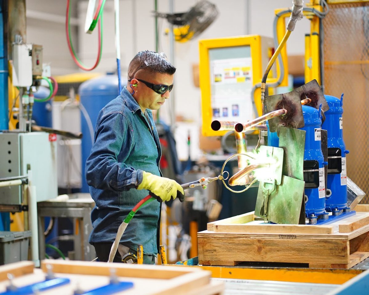 Nuevo León crea 40,199 empleos en primer semestre de 2026, un aumento del 42.5%