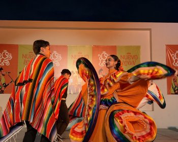 Compañía Folklórica Citlali deslumbra con danza y tradición en el Foro Cultural Parque del Agua
