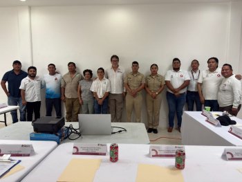 IBANQROO y Ayuntamiento de Bacalar celebran primera sesión del Subconsejo de la Laguna de Bacalar