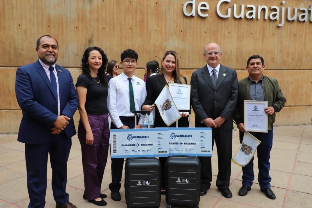 Estudiante y docente de CONALEP Guanajuato representarán a México en intercambio cultural con Japón