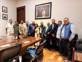 Gobierno federal y estatal acuerdan fortalecer el transporte en Baja California Sur