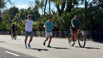 Más de 11,600 poblanos participan en la Vía Recreativa Metropolitana