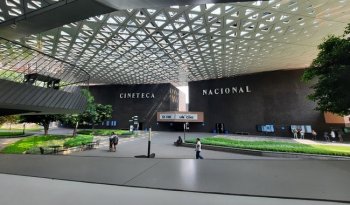 Cineteca Nacional recibe homenaje en Festival de Cine Buñuel Calanda por su labor de preservación