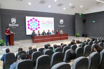 Gobierno de Zacatecas arranca Clubes de Ciencia 2026 con charla sobre agaves
