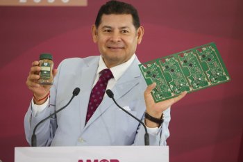 Puebla impulsa soberanía tecnológica con proyecto Yankuilotl de semiconductores y software