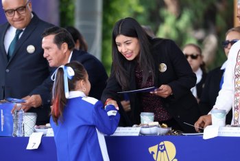 Secretaría de Deporte y Juventud de Puebla apadrina graduaciones de tres escuelas