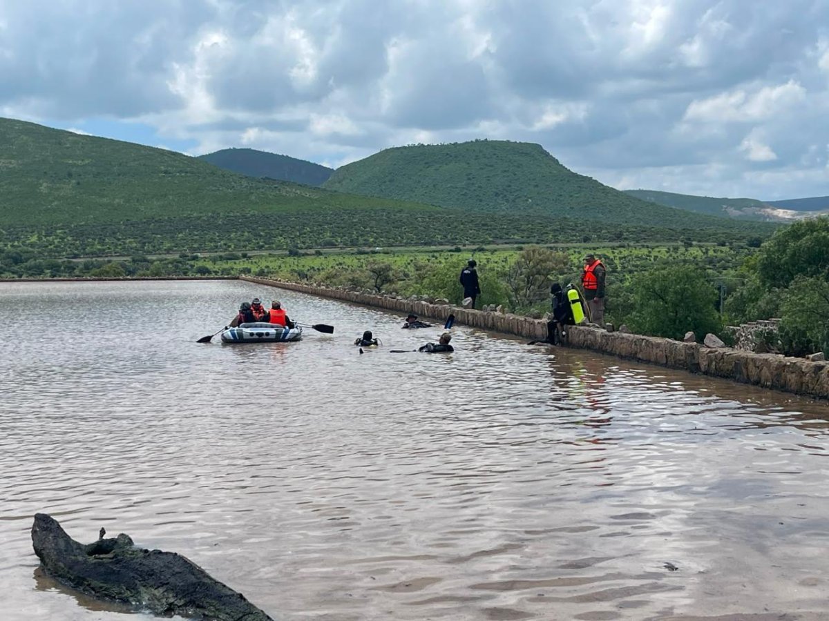 Gobierno de Zacatecas realiza prospección en presa y búsqueda de desaparecidos en Valparaíso