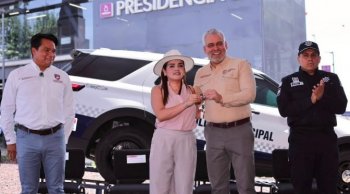 Gobernador de Michoacán entrega patrullas de última generación a Uruapan para reforzar seguridad