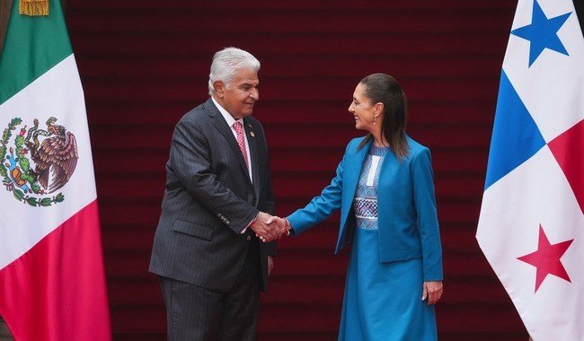Sheinbaum recibe a presidente de Panamá en Palacio Nacional; refuerzan lazos bilaterales