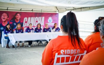 Gobierno de Guanajuato lleva conferencia 'Cancha Pareja para Todas' a mujeres privadas de la libertad