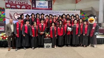Más de 500 normalistas egresan en BCS; nueva generación de docentes con enfoque NEM