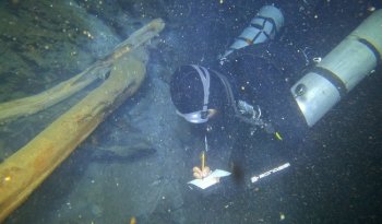Proyecto del INAH protegerá restos óseos y cerámicos en el cenote Yaakun, en Quintana Roo