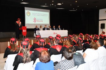 SEyD entrega cartas de pasante a 35 nuevos doctores en Educación en Chihuahua