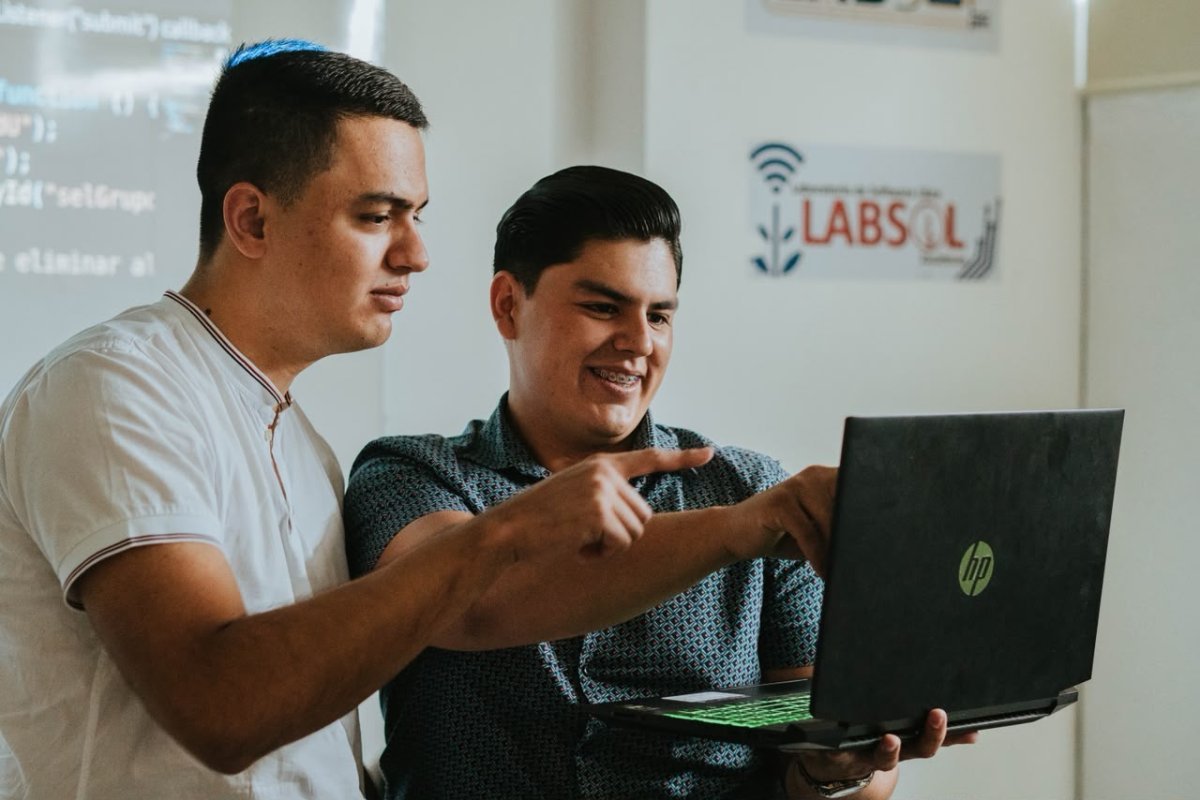 Aguascalientes impulsa microcredenciales para fortalecer empleabilidad universitaria