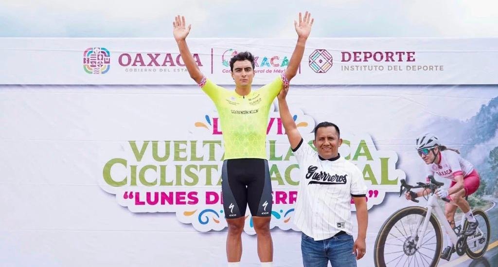 Ciclistas de Aguascalientes lideran la Vuelta Oaxaca 2026 en sus categorías