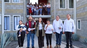 Entregan 48 viviendas del Programa para el Bienestar en Vista Hermosa, Michoacán
