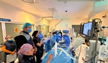 ISSSTE realiza primera neurointervención endovascular en Veracruz con equipo de alta especialidad