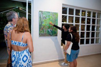 Inaugura FPMC la exposición pictórica "Qué Gusto Verde" en el Museo de la Isla