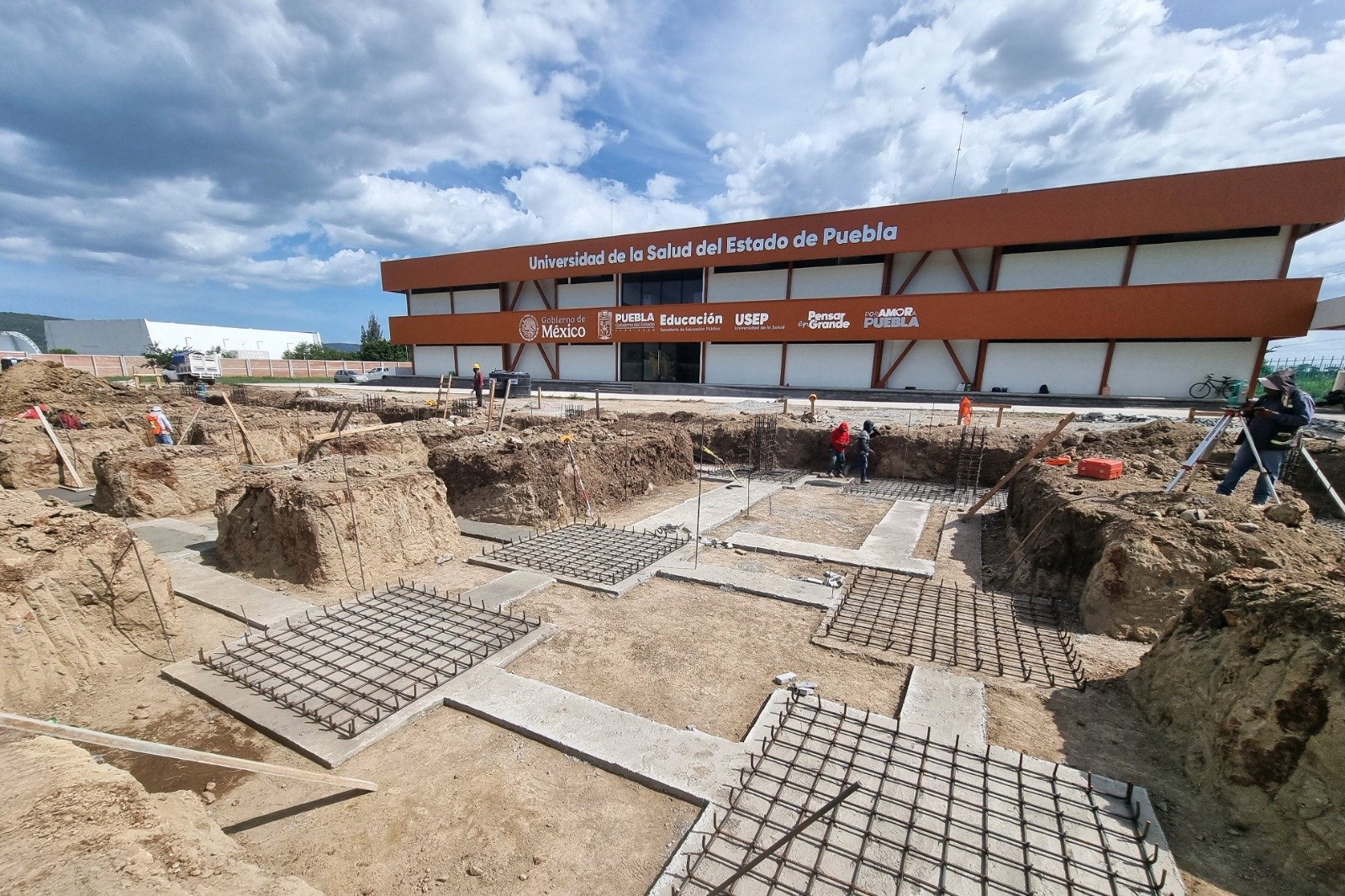 CAPCEE avanza en segundas etapas de sedes regionales de la USEP en Puebla